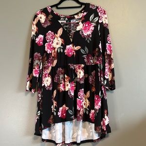 NWT Torrid size 00 Super Soft Choker Laceup Top